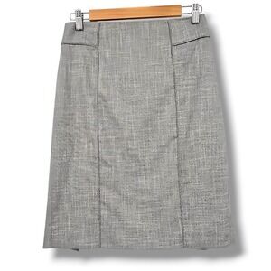New White House Black Market Gray Step Twill Pencil Skirt‎ Tulip Back Size 2